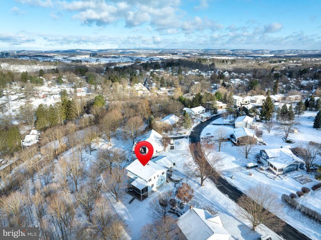 1086 CORTLAND DR, Lemont, PA 16851