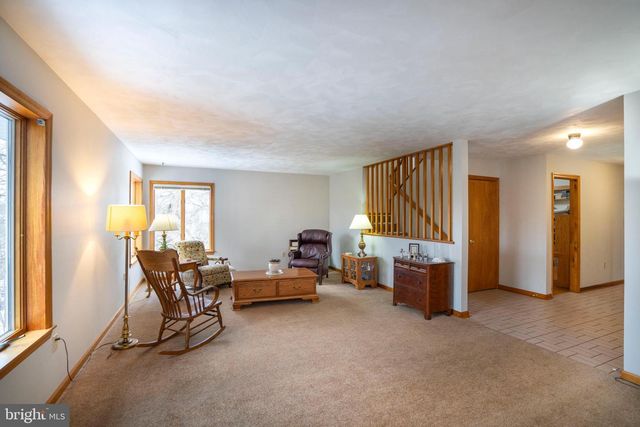 1086 CORTLAND DR, Lemont, PA 16851