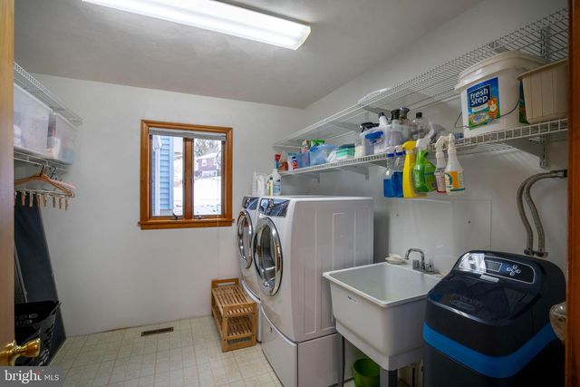 1086 CORTLAND DR, Lemont, PA 16851