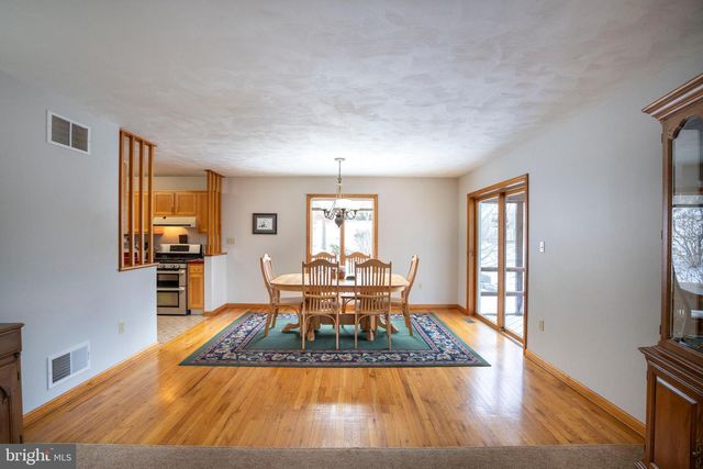 1086 CORTLAND DR, Lemont, PA 16851