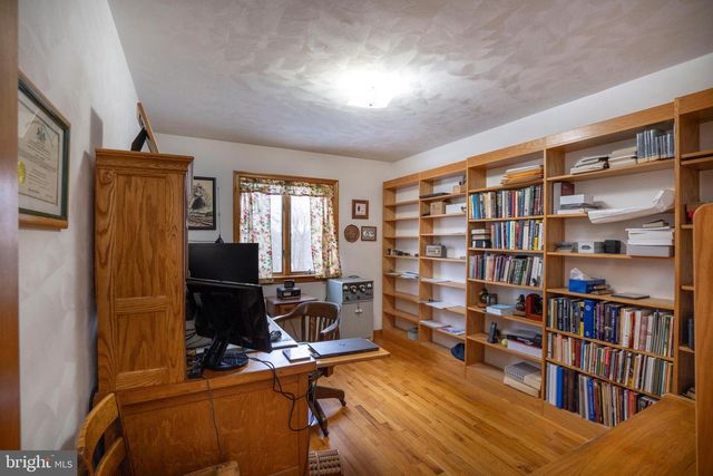 1086 CORTLAND DR, Lemont, PA 16851