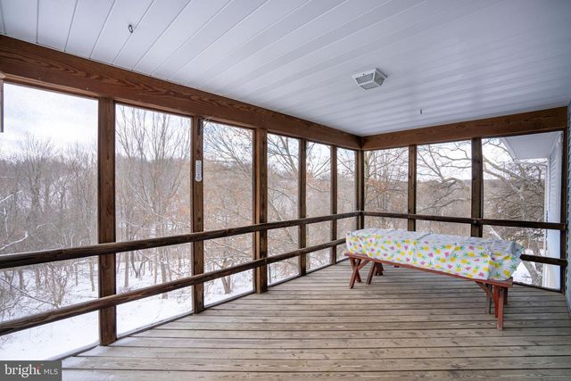 1086 CORTLAND DR, Lemont, PA 16851