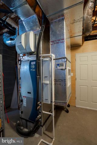 1086 CORTLAND DR, Lemont, PA 16851