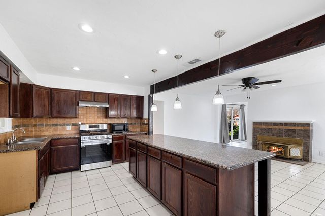 2256 Ramo Ct, Rancho Cordova, CA 95670