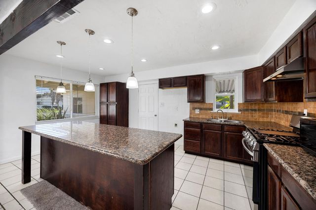 2256 Ramo Ct, Rancho Cordova, CA 95670