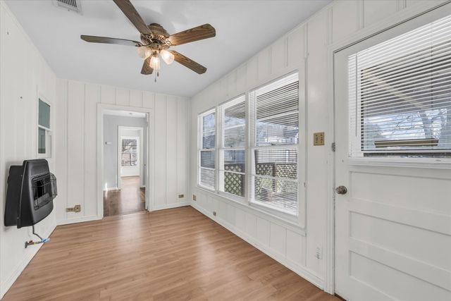 704 E McLennan Avenue, Mart, TX 76664