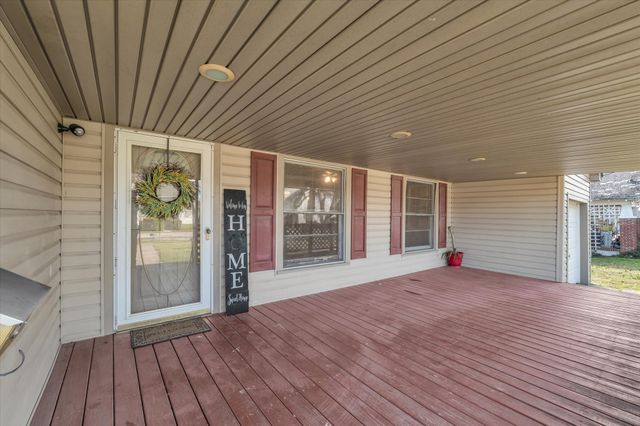 704 E McLennan Avenue, Mart, TX 76664