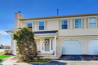 595 East Avenue, Streamwood, IL 60107