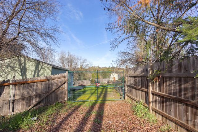 2249 Cold Springs Rd, Placerville, CA 95667