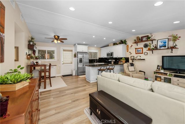 613 Avenida Sevilla B, Laguna Woods, CA 92637
