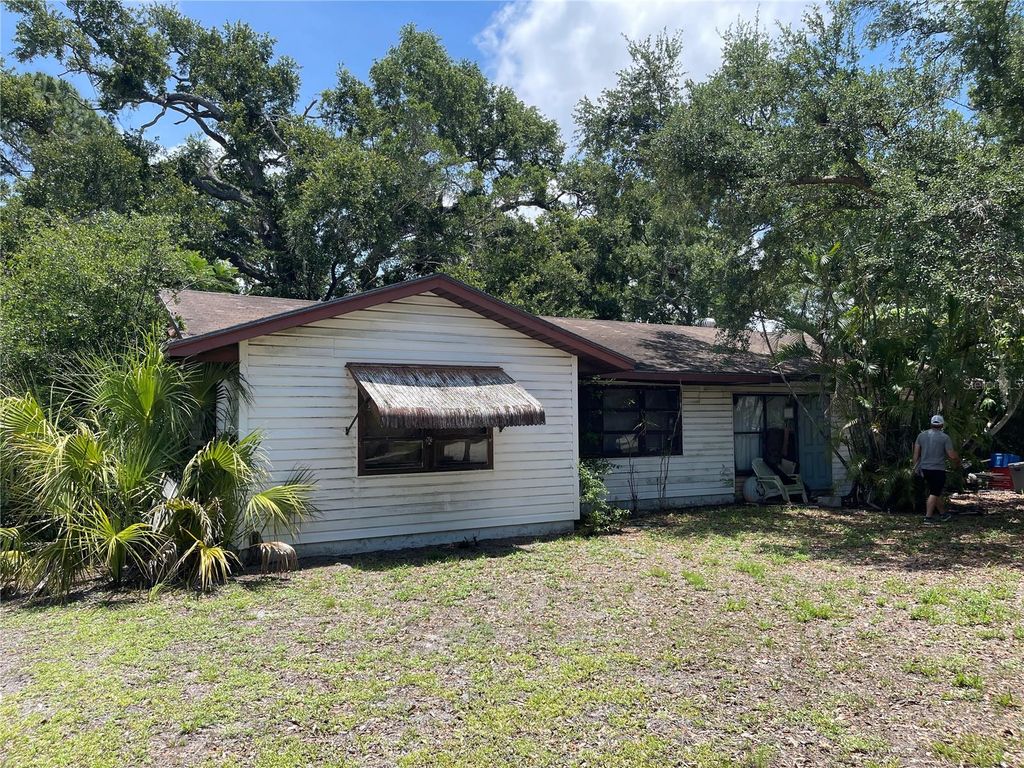 1311 S BRINK AVENUE, Sarasota, FL 34239