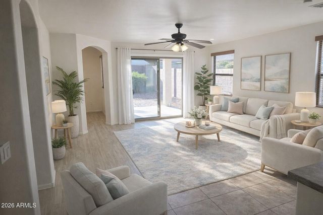 4637 W CARSON Road, Laveen, AZ 85339