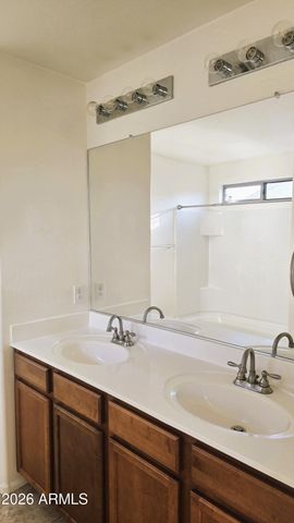 4637 W CARSON Road, Laveen, AZ 85339