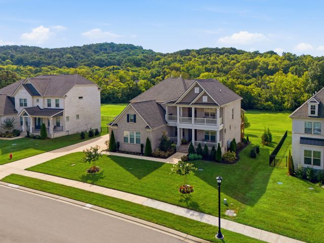 3170 Chase Point Dr, Franklin, TN 37067