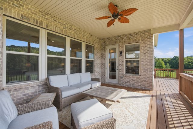 3170 Chase Point Dr, Franklin, TN 37067