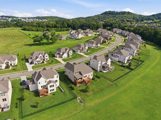 3170 Chase Point Dr, Franklin, TN 37067