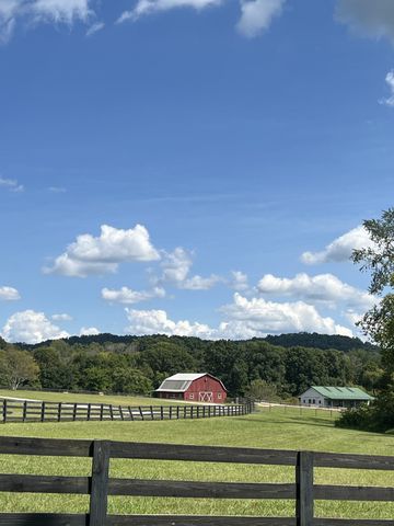 3170 Chase Point Dr, Franklin, TN 37067