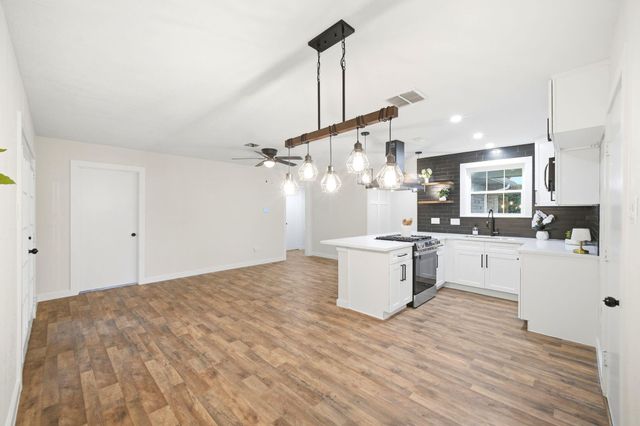 6418 Silver Chalice Drive, Houston, TX 77088