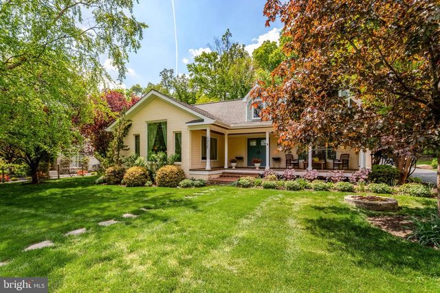 5012 BIRCH LN, Alexandria, VA 22312