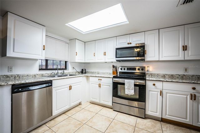 207 24TH COURT SW, Winter Haven, FL 33880