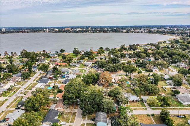 207 24TH COURT SW, Winter Haven, FL 33880