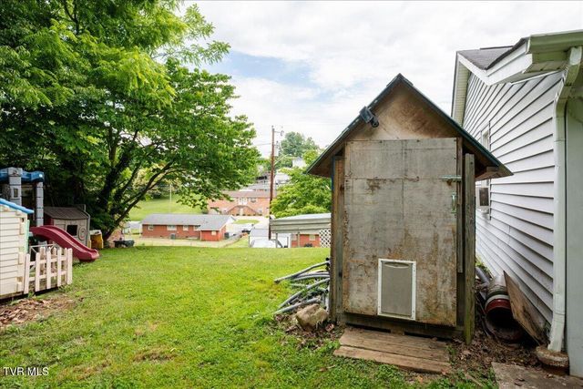 406 Hill Drive, Bristol, VA 24201
