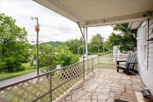 406 Hill Drive, Bristol, VA 24201