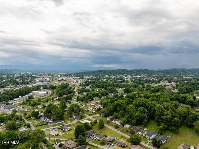 406 Hill Drive, Bristol, VA 24201