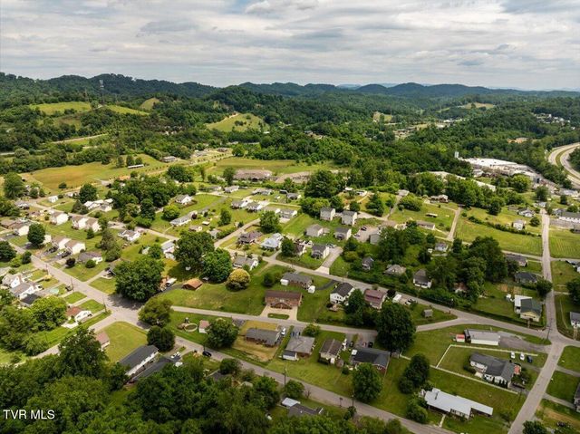 406 Hill Drive, Bristol, VA 24201