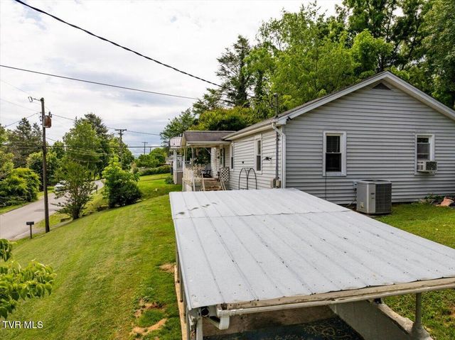 406 Hill Drive, Bristol, VA 24201