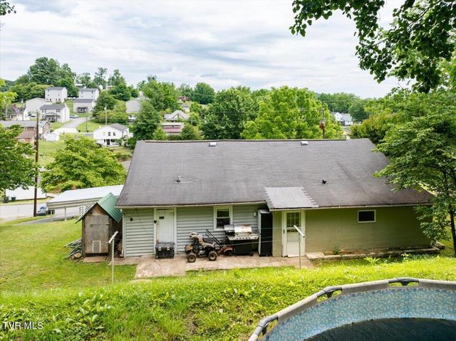 406 Hill Drive, Bristol, VA 24201