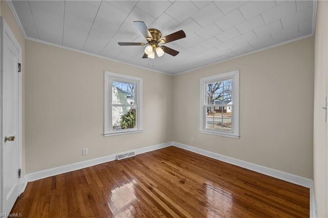 915 Turrentine Street, Burlington, NC 27215