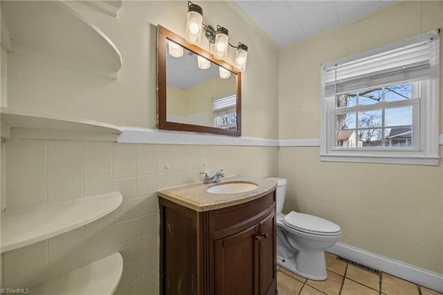 915 Turrentine Street, Burlington, NC 27215