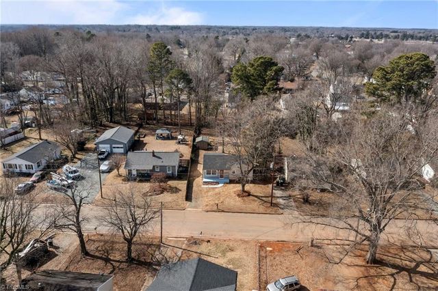 915 Turrentine Street, Burlington, NC 27215