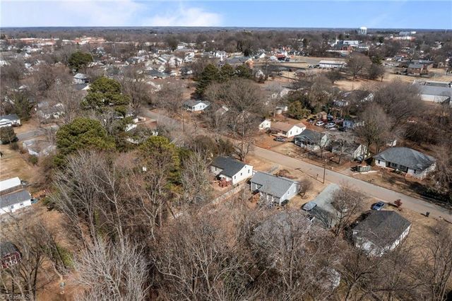 915 Turrentine Street, Burlington, NC 27215