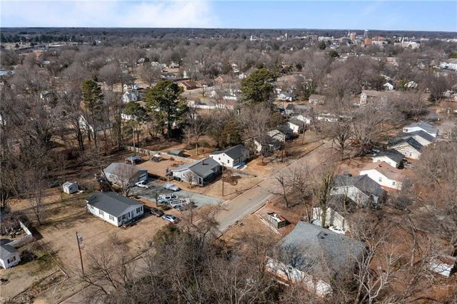 915 Turrentine Street, Burlington, NC 27215