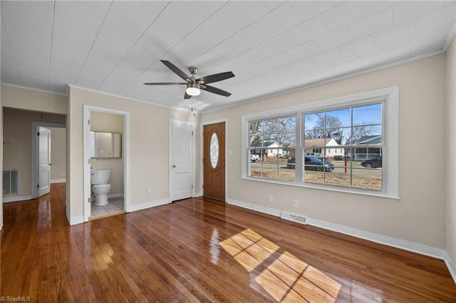 915 Turrentine Street, Burlington, NC 27215