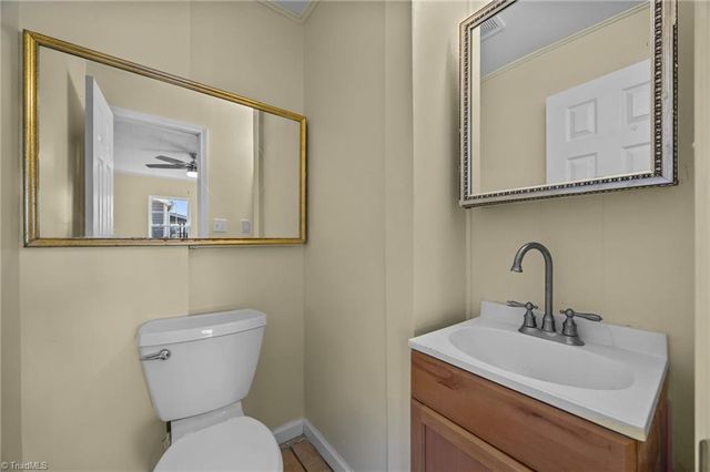 915 Turrentine Street, Burlington, NC 27215