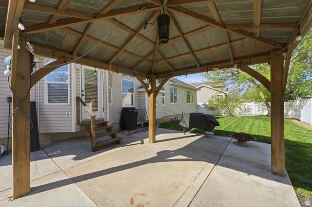 336 W 1775 N, North Ogden, UT 84414