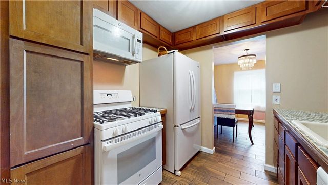 10540 Ravenna Road 14, Twinsburg, OH 44087