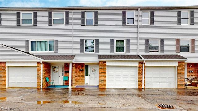 10540 Ravenna Road 14, Twinsburg, OH 44087