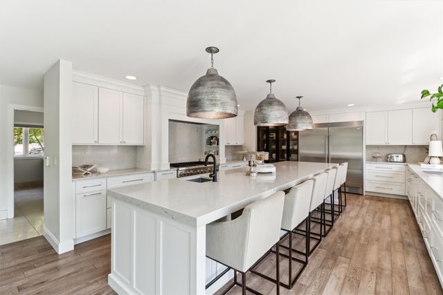 3700 Hidden Creek Drive, West Des Moines, IA 50265