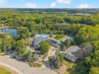 3700 Hidden Creek Drive, West Des Moines, IA 50265