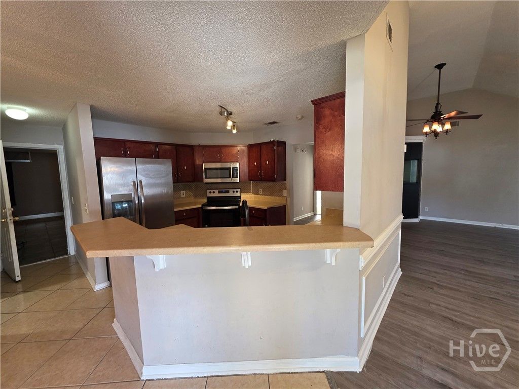 Image 22 of property listing at 30 Escapade Lane, Savannah, GA 31405