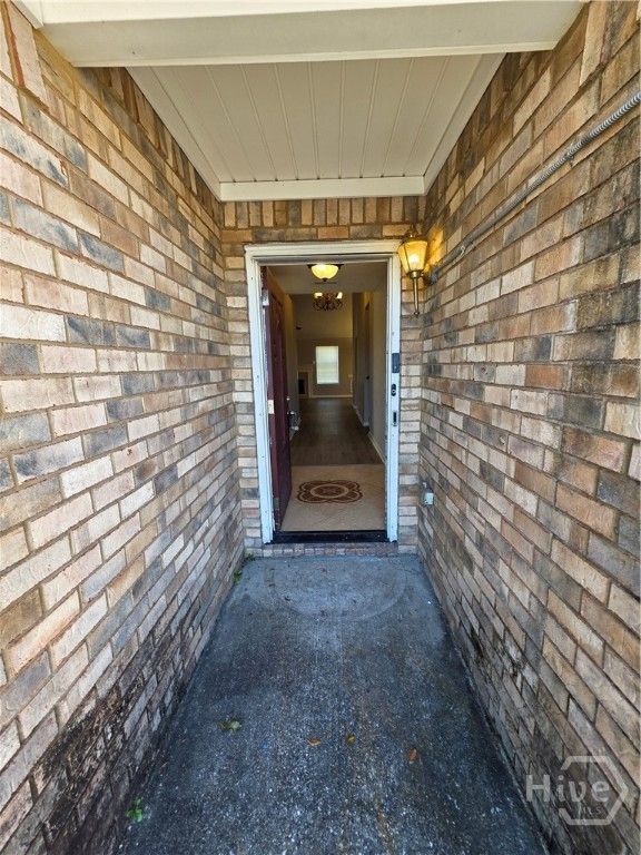 Image 4 of property listing at 30 Escapade Lane, Savannah, GA 31405