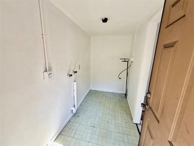 1134 ENGMAN STREET, Clearwater, FL 33755