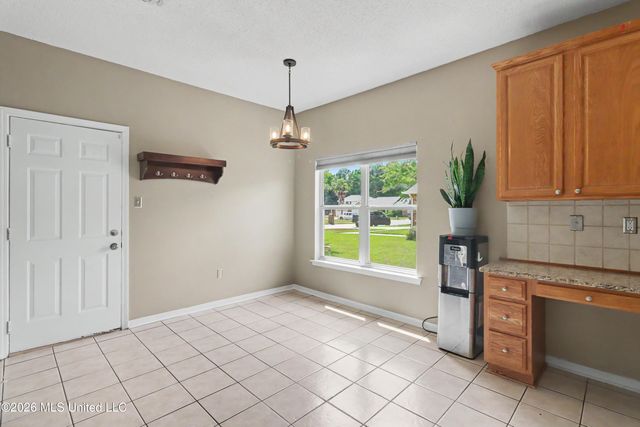 1564 Applewood Court, Biloxi, MS 39532