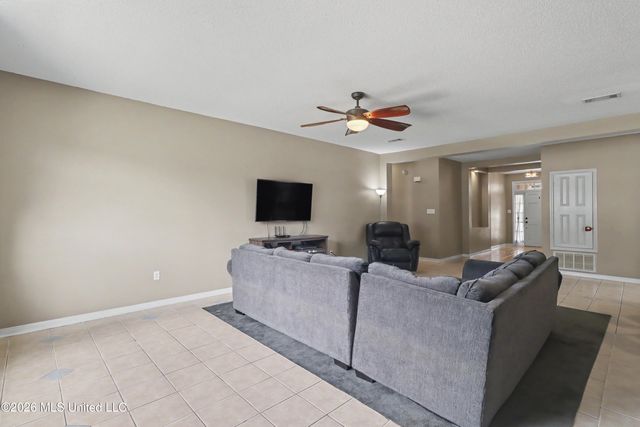 1564 Applewood Court, Biloxi, MS 39532