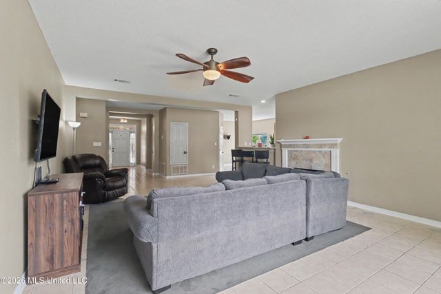 1564 Applewood Court, Biloxi, MS 39532