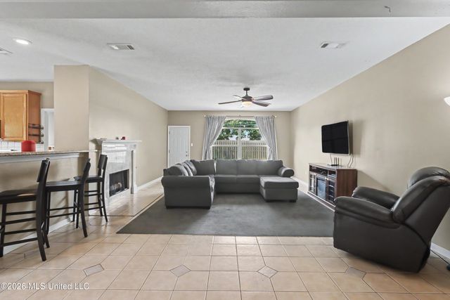 1564 Applewood Court, Biloxi, MS 39532